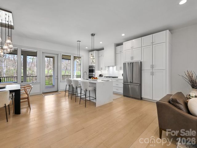 18 Sagewood Drive, Candler, NC 28715