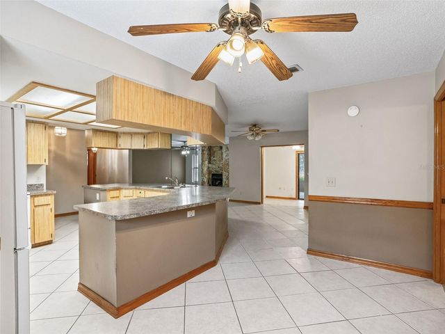 15 MIDDLEGROUND ROAD, Ocala, FL 34482