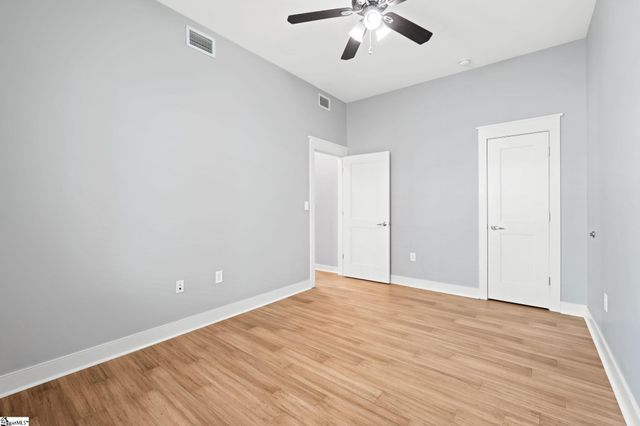 155 Riverplace Unit 401, Greenville, SC 29601