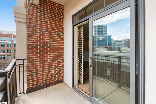 155 Riverplace Unit 401, Greenville, SC 29601