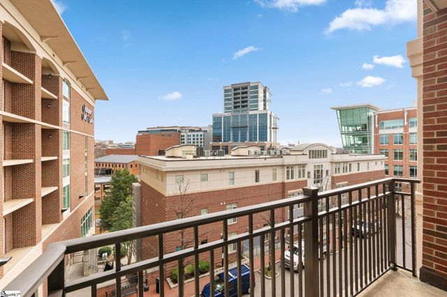 155 Riverplace Unit 401, Greenville, SC 29601