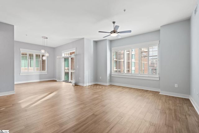 155 Riverplace Unit 401, Greenville, SC 29601