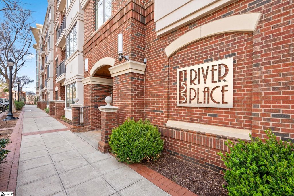 155 Riverplace Unit 401, Greenville, SC 29601