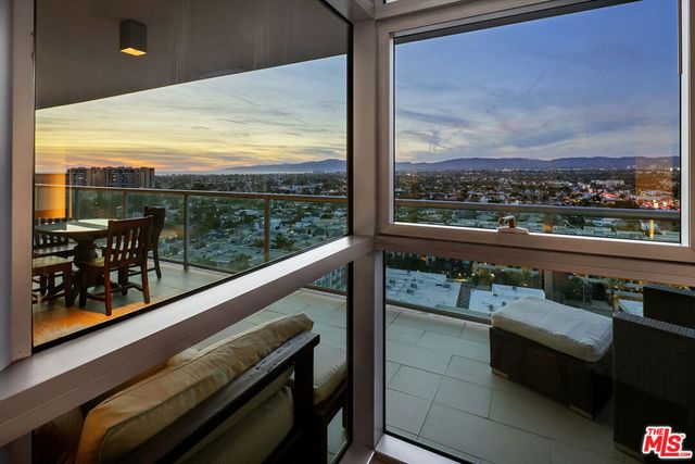 13700 Marina Pointe Drive 1620, Marina Del Rey, CA 90292