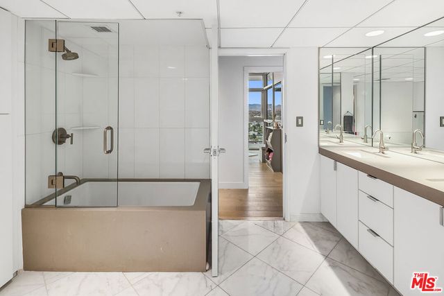 13700 Marina Pointe Drive 1620, Marina Del Rey, CA 90292