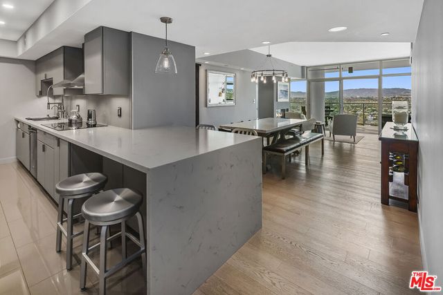 13700 Marina Pointe Drive 1620, Marina Del Rey, CA 90292