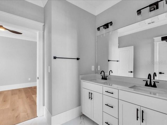 15254 SEA SALT WAY, Bradenton, FL 34211