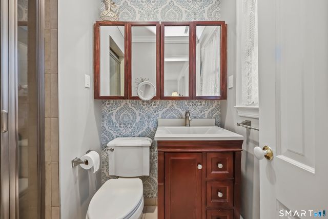 16 Sherwood Road, Ridgefield, CT 06877