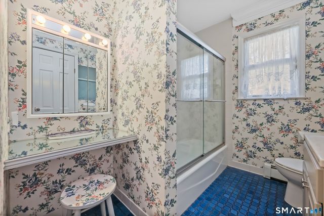 16 Sherwood Road, Ridgefield, CT 06877