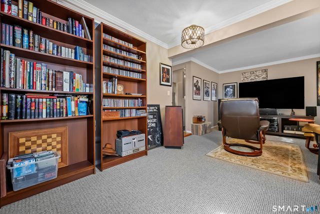 16 Sherwood Road, Ridgefield, CT 06877