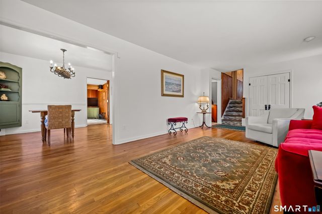 16 Sherwood Road, Ridgefield, CT 06877