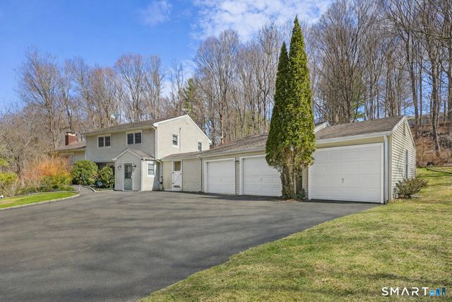 16 Sherwood Road, Ridgefield, CT 06877