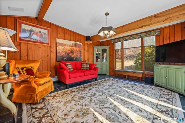 16 Sherwood Road, Ridgefield, CT 06877