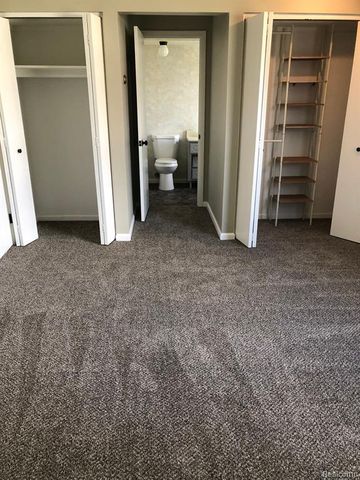 5510 Berkley Drive, Waterford, MI 48327