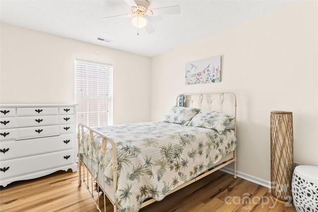 5405 Katherine Court, Dallas, NC 28034