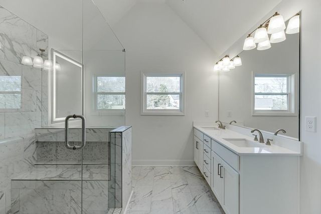 929 Lakeview, Commerce, GA 30529