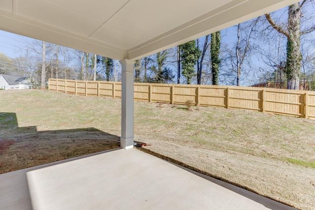 929 Lakeview, Commerce, GA 30529