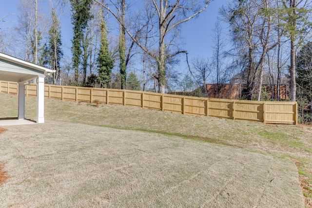 929 Lakeview, Commerce, GA 30529