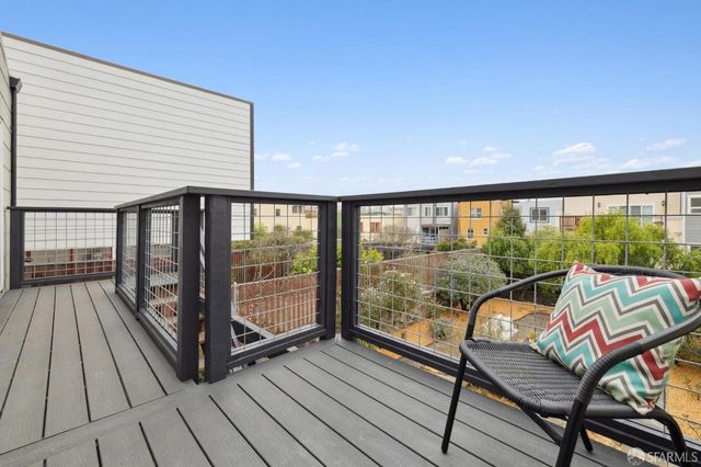 1439 22nd Avenue, San Francisco, CA 94122