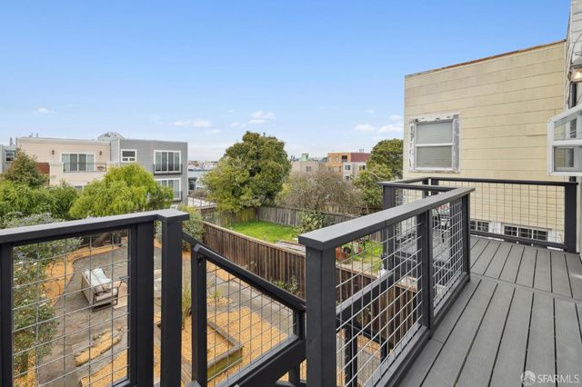 1439 22nd Avenue, San Francisco, CA 94122