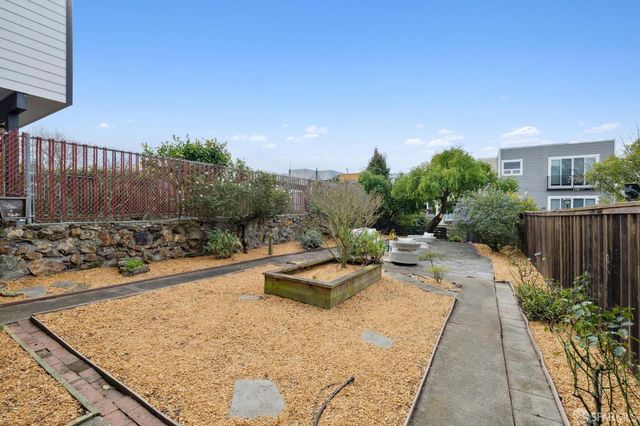 1439 22nd Avenue, San Francisco, CA 94122