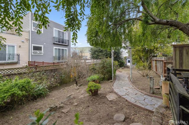 1439 22nd Avenue, San Francisco, CA 94122
