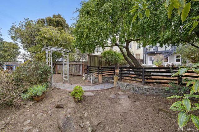 1439 22nd Avenue, San Francisco, CA 94122