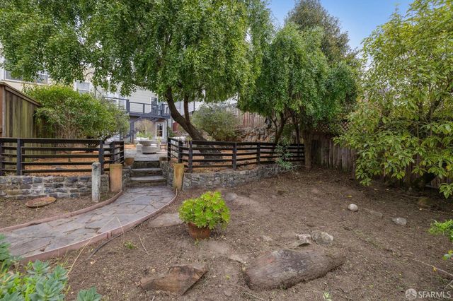 1439 22nd Avenue, San Francisco, CA 94122