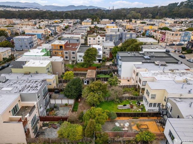 1439 22nd Avenue, San Francisco, CA 94122
