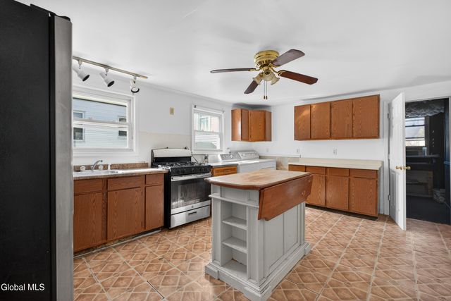 1525 6th Avenue, Watervliet, NY 12189