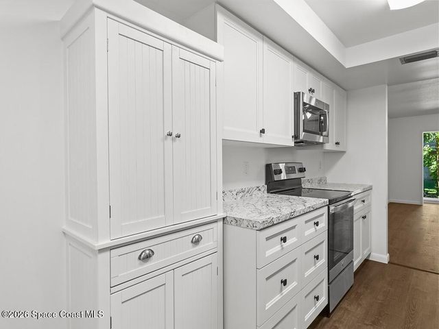 1166 6th Avenue C5, Vero Beach, FL 32960