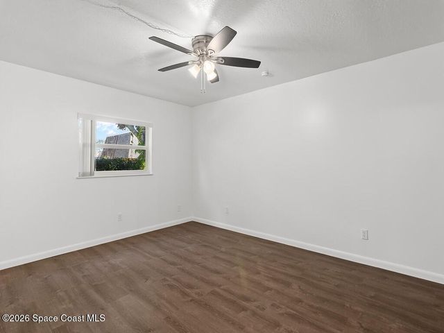 1166 6th Avenue C5, Vero Beach, FL 32960