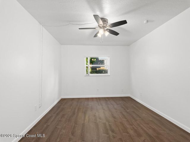1166 6th Avenue C5, Vero Beach, FL 32960
