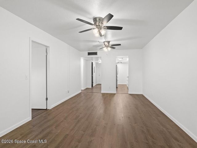 1166 6th Avenue C5, Vero Beach, FL 32960