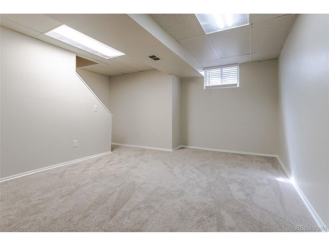 1200 S Monaco St Pkwy 17, Denver, CO 80224