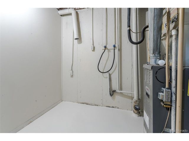 1200 S Monaco St Pkwy 17, Denver, CO 80224