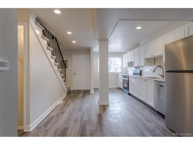 1200 S Monaco St Pkwy 17, Denver, CO 80224