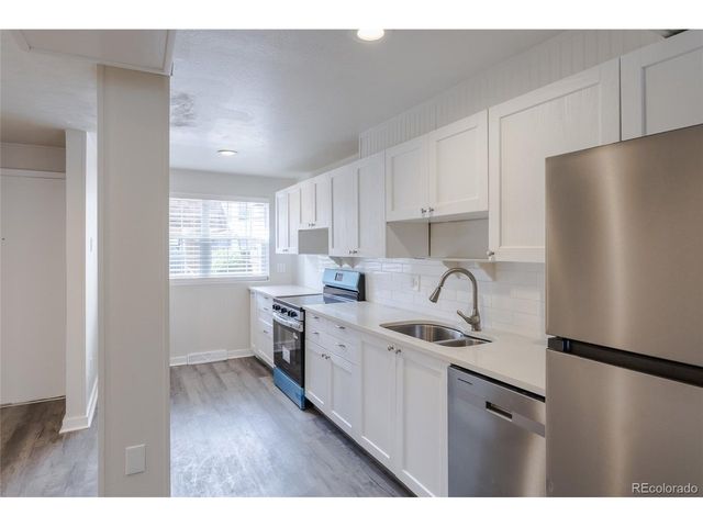 1200 S Monaco St Pkwy 17, Denver, CO 80224