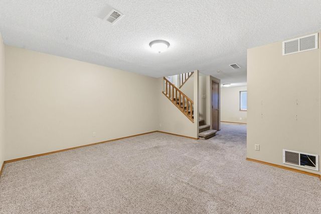 2002 N Parkdale Ct., Wichita, KS 67212