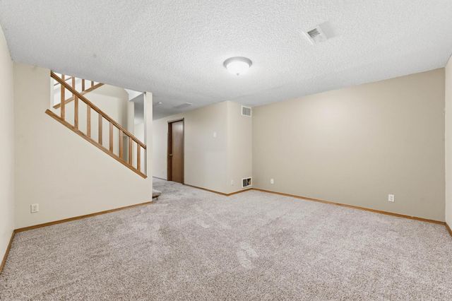 2002 N Parkdale Ct., Wichita, KS 67212