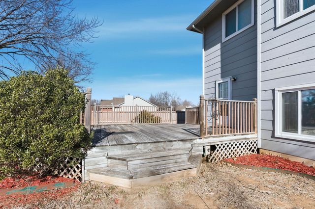 2002 N Parkdale Ct., Wichita, KS 67212