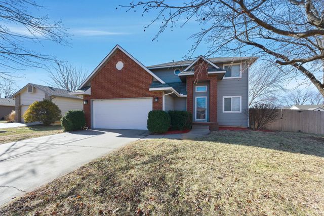 2002 N Parkdale Ct., Wichita, KS 67212