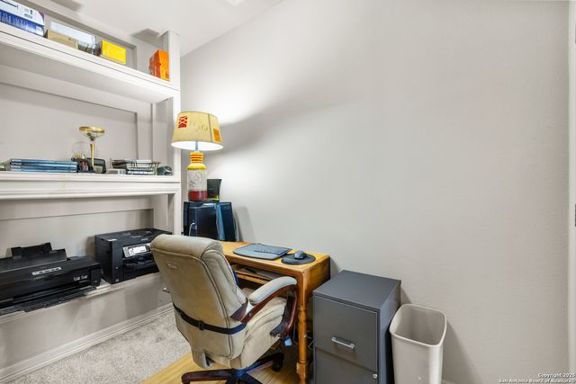 8040 Rolling Acres Trail, Fair Oaks Ranch, TX 78015