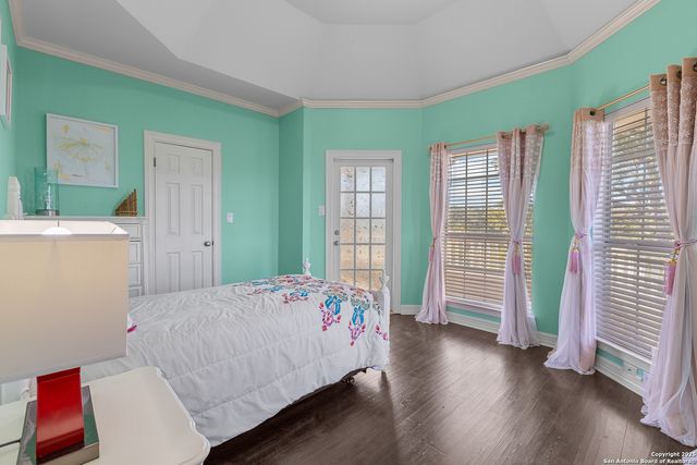 8040 Rolling Acres Trail, Fair Oaks Ranch, TX 78015