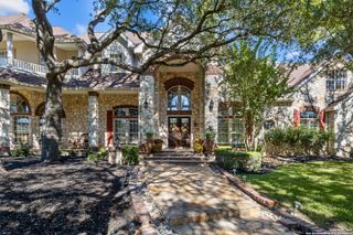 8040 Rolling Acres Trail, Fair Oaks Ranch, TX 78015