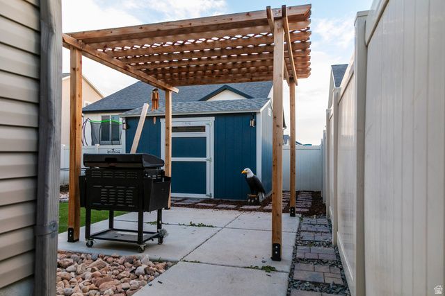 1534 E SHADOW DR, Eagle Mountain, UT 84005