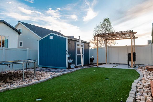1534 E SHADOW DR, Eagle Mountain, UT 84005