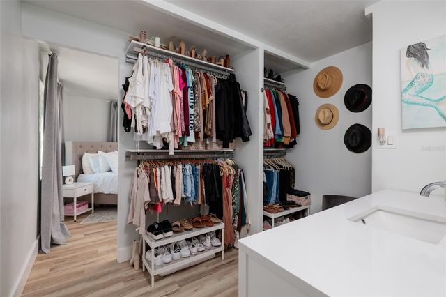 7200 SUNSHINE SKYWAY LANE S 3D, St Petersburg, FL 33711