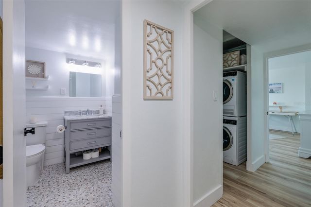 7200 SUNSHINE SKYWAY LANE S 3D, St Petersburg, FL 33711