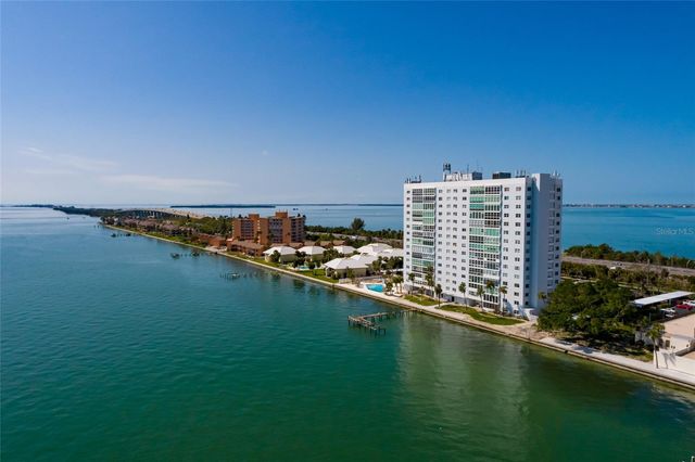 7200 SUNSHINE SKYWAY LANE S 3D, St Petersburg, FL 33711